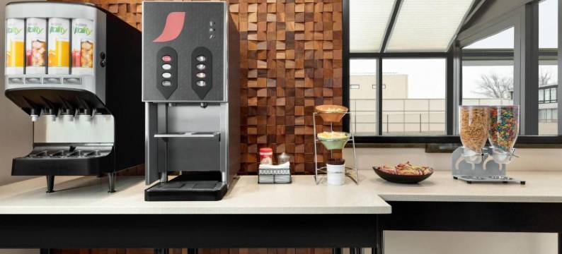 梅多兰兹温德姆速 8 酒店(Super 8 by Wyndham Meadowlands)图片