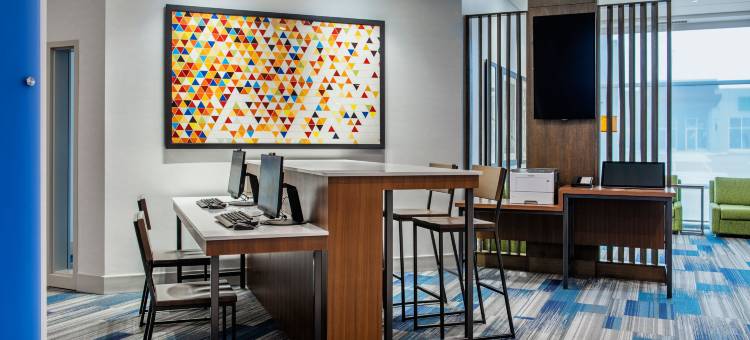 基洛纳-东智选假日酒店及套房(Holiday Inn Express & Suites Kelowna - East)图片