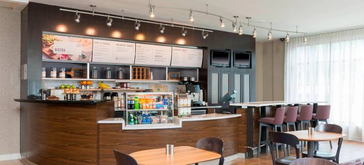 路易斯威尔市区万怡酒店(Courtyard Louisville Downtown)图片