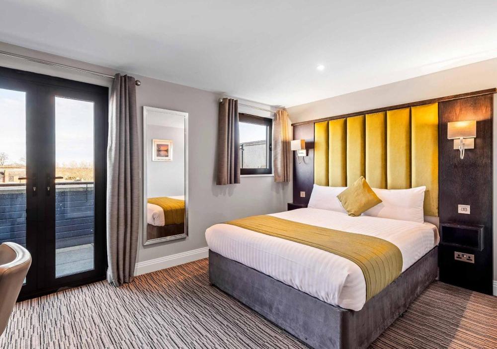 St Nicholas Hotel Over view