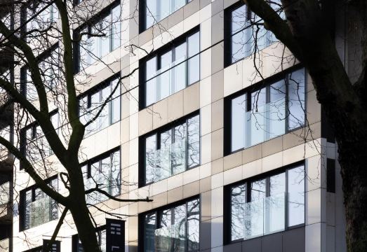 L-Avenue Hotel Overview