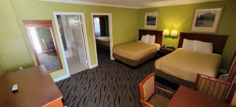 雷东杜套房酒店(Redondo Inn and Suites)图片