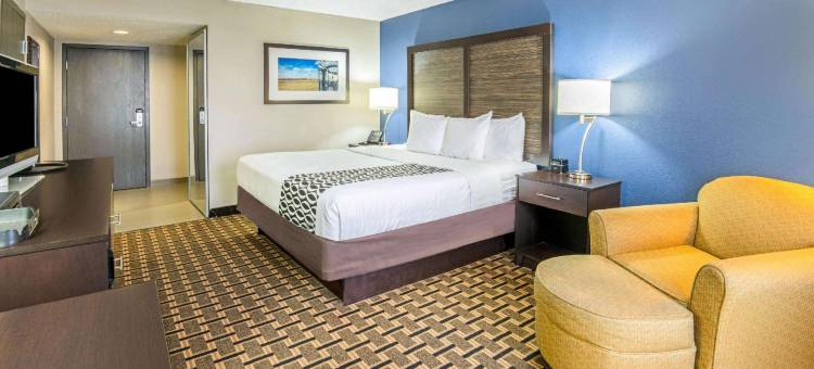 丹尼森北泰克瑟马湖拉昆塔温德姆套房酒店(La Quinta Inn & Suites by Wyndham Denison - N. Lake Texoma)图片