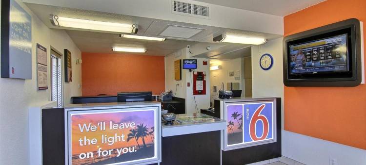 卡宾特里拉北部圣芭芭拉6号汽车旅馆(Motel 6 Carpinteria, CA - Santa Barbara - North)图片