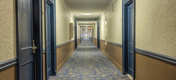 亚瑟王子海滨套房酒店(Prince Arthur Waterfront Hotel & Suites)图片