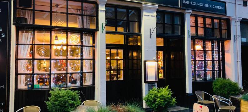 韦弗利酒店(The Waverley Hotel)图片