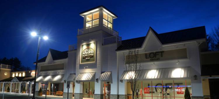 Holiday Inn Resort 乔治湖，草地(Holiday Inn Resort LAKE GEORGE - ADIRONDACK AREA by IHG)图片