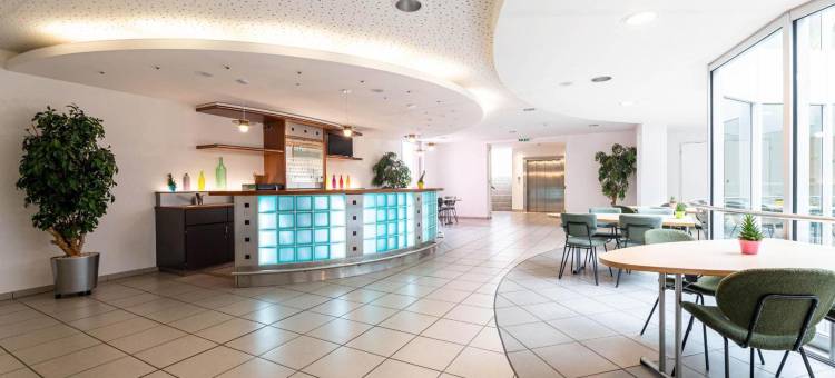 B&B酒店卢利三湖(B&B Hotel Lully 3 Lakes)图片