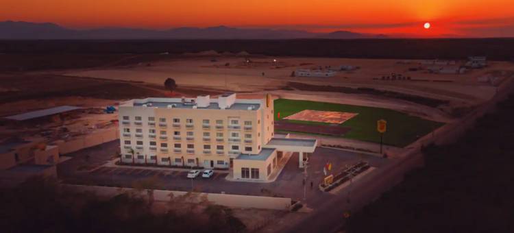 曼萨尼约温德姆速8酒店(Super 8 by Wyndham Manzanillo)图片