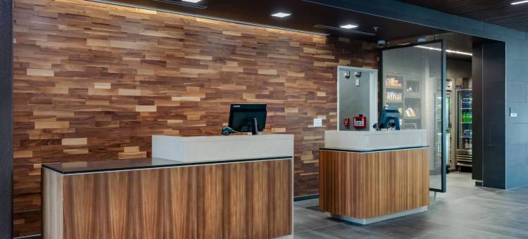 萨凡纳机场万怡酒店(Courtyard Savannah Airport)图片