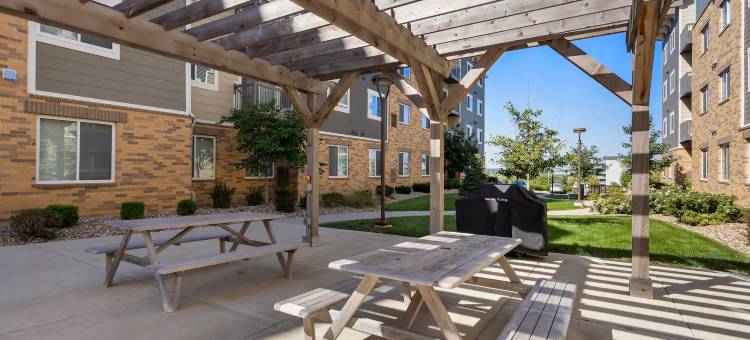 温德姆堪萨斯城-奥佛兰公园WaterWalk长住酒店(WaterWalk Extended Stay Kansas City - Overland Pk)图片