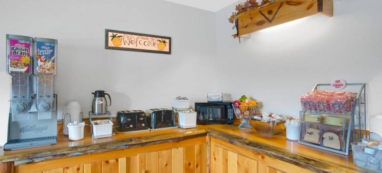 乔治湖-沃伦斯堡地区温德姆速8酒店(Super 8 by Wyndham Lake George/Warrensburg Area)图片