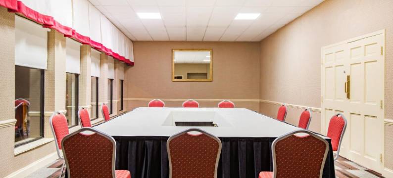 匹兹堡机场温德姆花园酒店(Wyndham Garden Pittsburgh Airport)图片