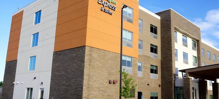 奥马哈智选假日套房酒店-米拉德区(Holiday Inn Express & Suites Omaha - Millard Area)图片