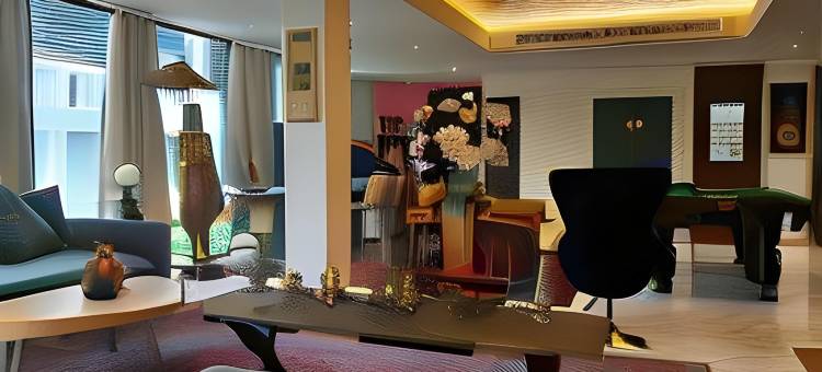 鹏蓬夏玛曼森酒店(Syama Mansion Phromphong)图片