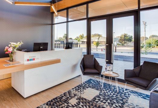 Quality Hotel Rules Club WaggaHotel Overview