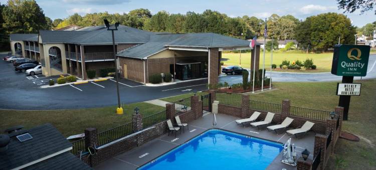 金利 I-95 凯艺酒店(Quality Inn Kenly I-95)图片