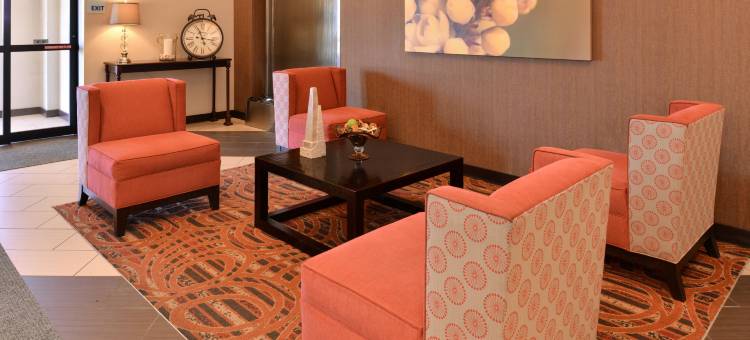 智选假日套房酒店印第安纳波利斯(Holiday Inn Express & Suites Indianapolis W - Airport Area)图片
