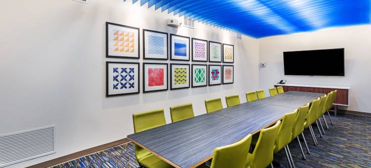 姜克森智选假日套房酒店(Holiday Inn Express & Suites Junction)图片