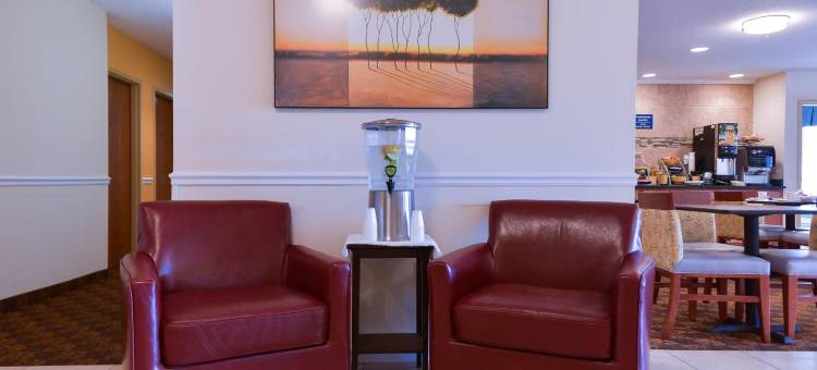 格林斯伯勒戴斯酒店(Days Inn by Wyndham Greensboro NC)图片