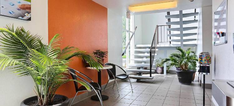 伊克诺旅馆(Econo Lodge)图片