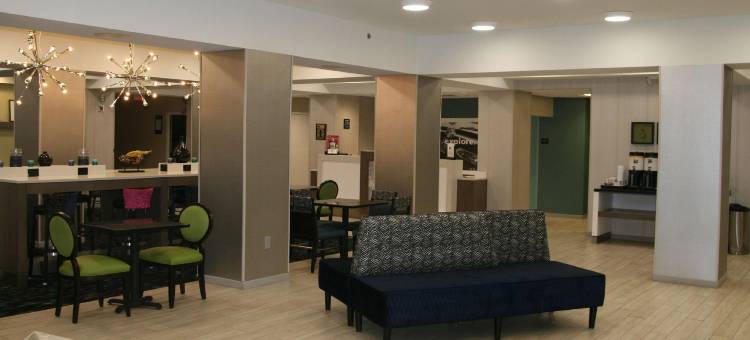 纳什维尔机场欢朋套房酒店(Hampton Inn & Suites Nashville-Airport)图片