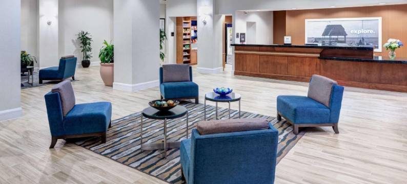 佛罗里达劳德代尔堡/欧莱斯区市中心欢朋酒店(Hampton Inn Ft. Lauderdale/Downtown Las Olas Area)图片