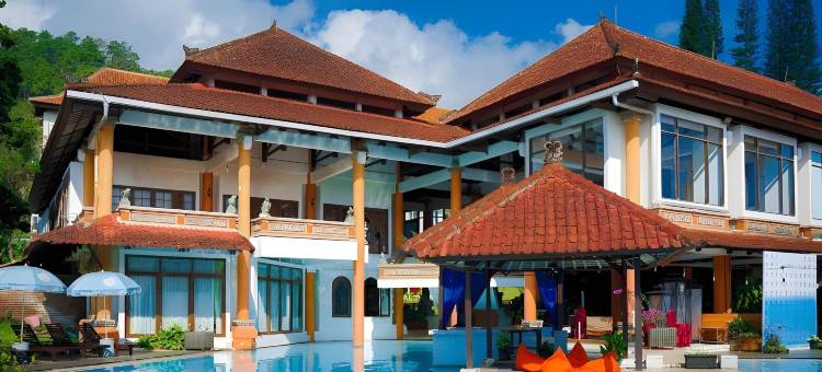 Royal Hotel and Villas Trawas图片