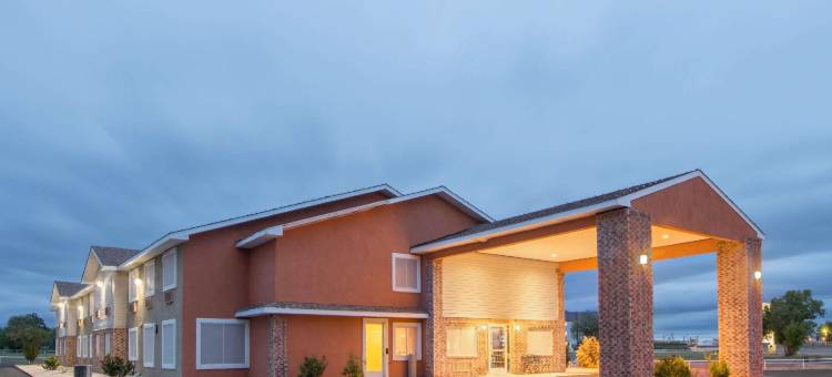 波塔利斯速8酒店(Super 8 by Wyndham Portales)图片