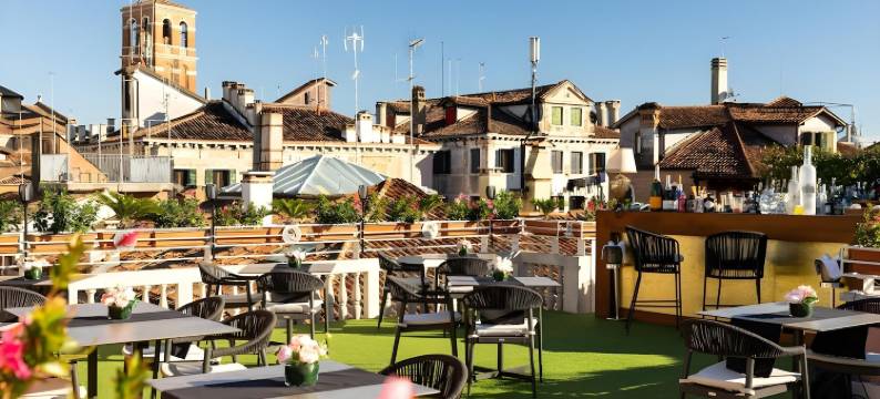 亚拉克米狄亚酒店(Hotel A la Commedia)图片