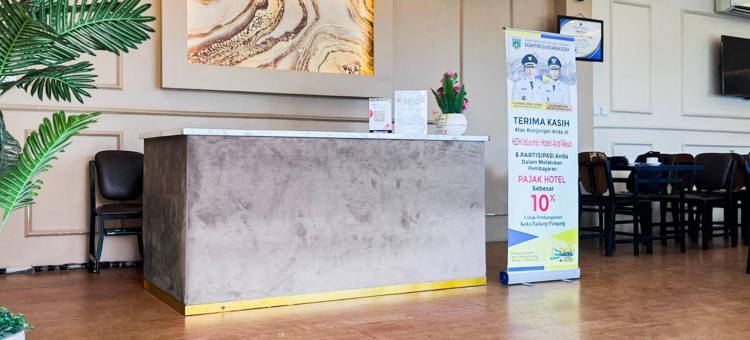 巴东班让红多兹沙里亚HDH酒店(RedDoorz Syariah at HDH Hotel Padang Panjang)图片