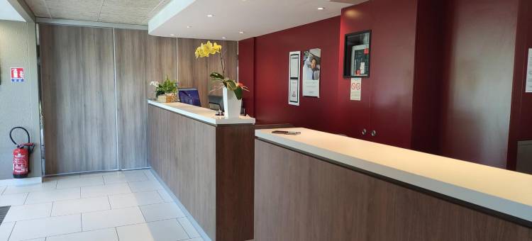 紫貂苏尔萨尔特省康铂(Campanile Sable Sur Sarthe - Vion)图片