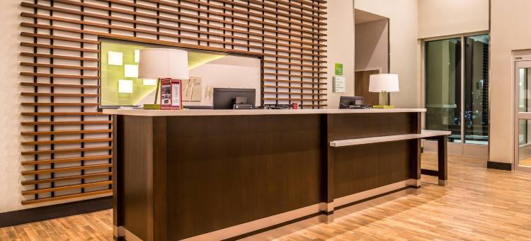 乔普林假日酒店(Holiday Inn Joplin)图片