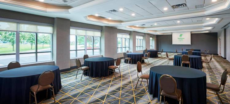 奥克维尔布朗特假日酒店及套房(Holiday Inn & Suites Oakville @ Bronte)图片