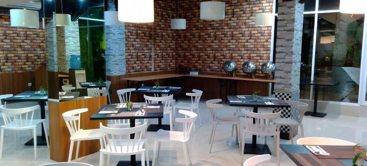 巴厘岛德安耶尔餐厅酒店(Bali de Anyer Hotel & Restaurant)图片