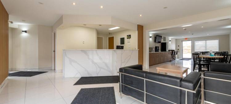 戈尔登温德姆速8酒店(Super 8 by Wyndham Golden)图片