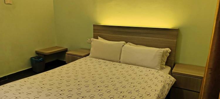 武吉英达Kozi酒店by Ardens(Kozi Hotel by Ardens - Taman Bukit Indah)图片