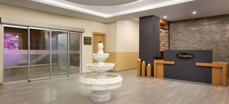 布尔萨瑟基尔吉温德姆华美达温泉 Spa 酒店(Ramada by Wyndham Bursa Çekirge Thermal & Spa)图片