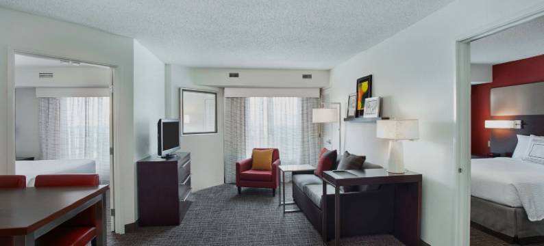 底特律皮蒂亚克奥本山Residence Inn 酒店(Residence Inn Detroit Pontiac/Auburn Hills)图片