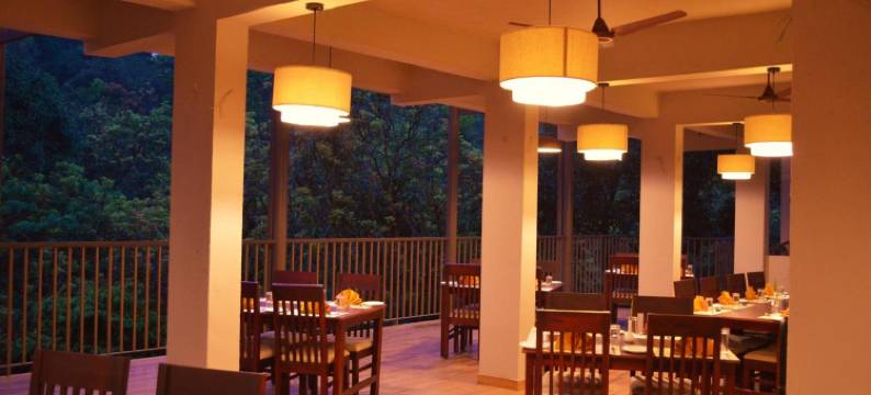 阿巴德布鲁克赛德拉基迪酒店(Abad Brookside Wayanad)图片