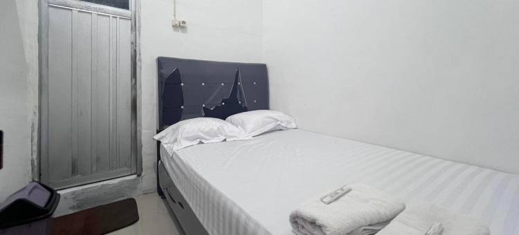 德哈斯宾馆-近班达拉城市广场-红门酒店合作(Penginapan Dheas Mitra RedDoorz)图片