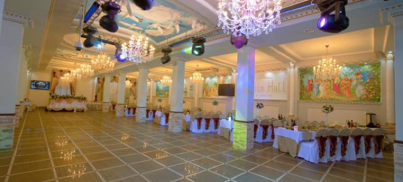 乌玉特豪华酒店(Hotel Grand Uyut)图片