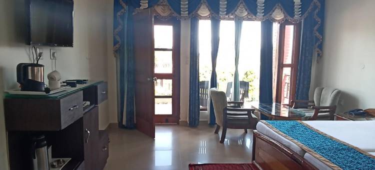 欧雅斯维度假村(Ojaswi Resort)图片