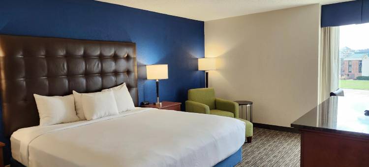 Heritage Inn & Suites St Louis Fenton, Trademark by Wyndham图片