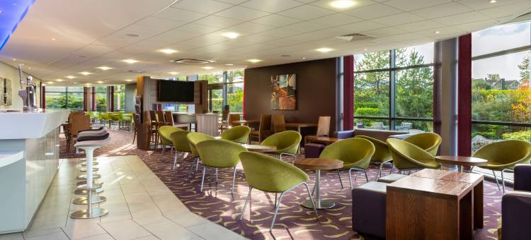 洲际智选假日酒店邓斯特布尔(Holiday Inn Express Dunstable, an IHG Hotel)图片