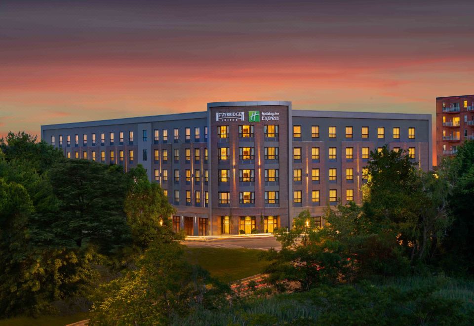 Staybridge Suites BOSTON-QUINCY by IHGHotel Overview