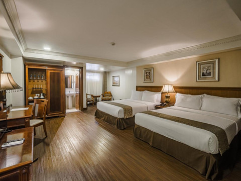 卡塞雷斯别墅酒店