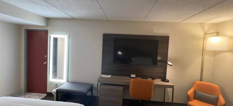 小瀑布罗德威酒店(Rodeway Inn)图片
