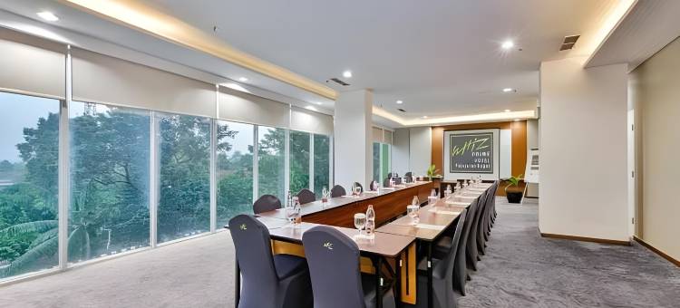 微姿普莱姆帕加加阳博格尔酒店(Whiz Prime Hotel Pajajaran Bogor)图片