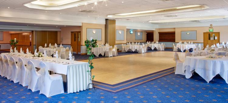 纽波特假日酒店(Holiday Inn Newport)图片